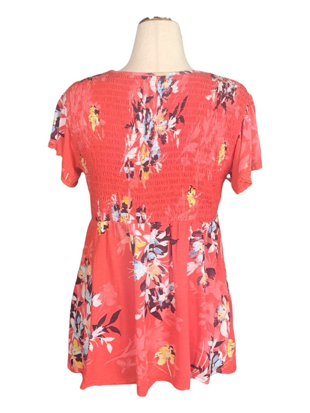 Torrid Coral Red Floral Smocked Babydoll Top Flutter Sleeves Cottagecore Large 2 - Picture 4 of 11